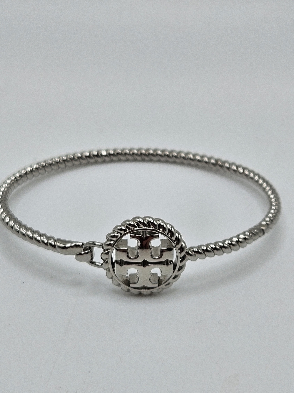 Tory Burch Silver Tone Rope Hinged Logo Oval Bangle Bracelet